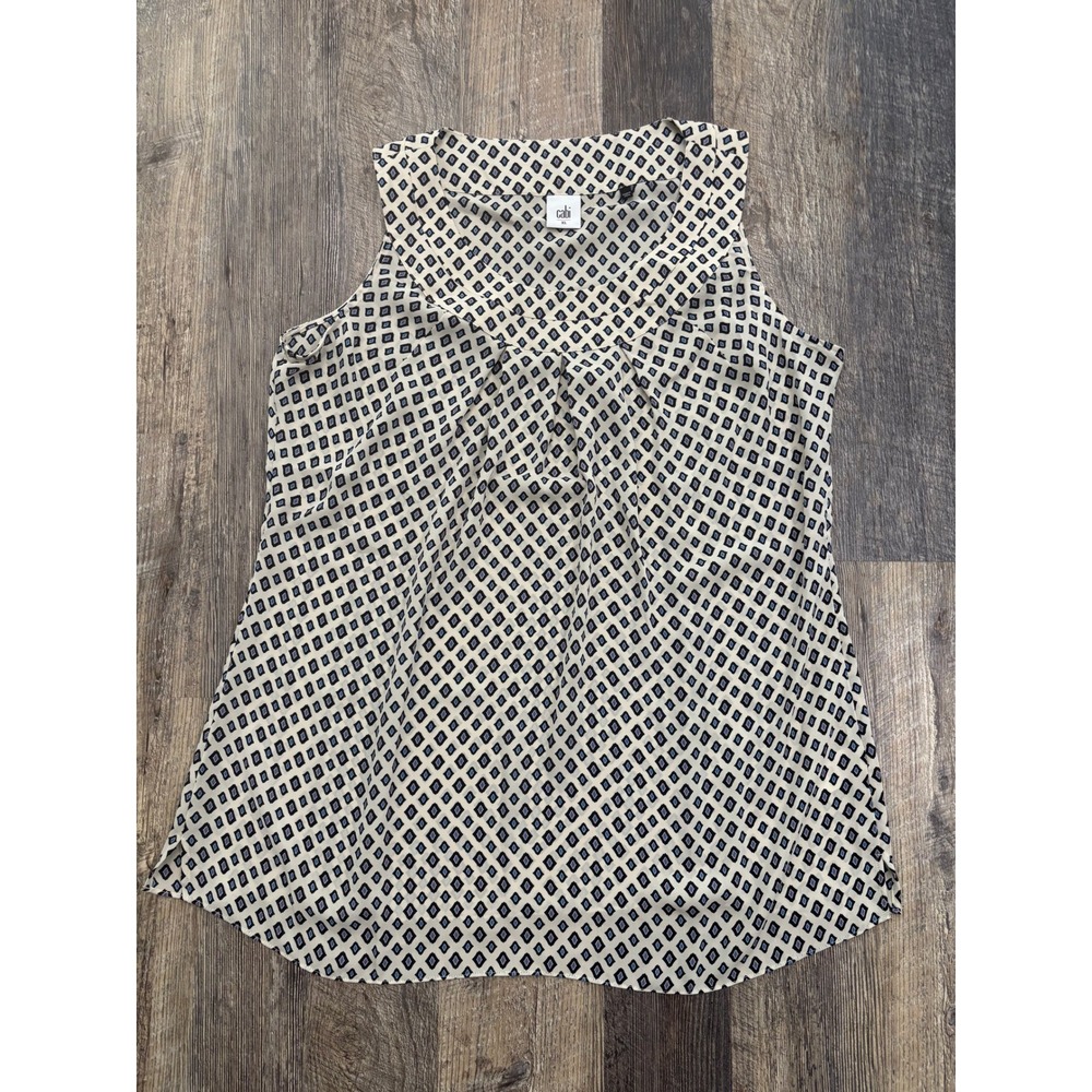 Cabi 3272 Geometric Diamond Print Sleeveless V-Neck Pleated Blouse Cream XL